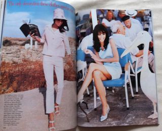 Vogue US 12 1995 Julia Ormond Kirsty Hume Trish Goff Shalom Harlow