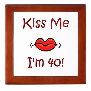 Kiss Me Im 40! : 40th Birthday T Shirts & Party Gift Ideas