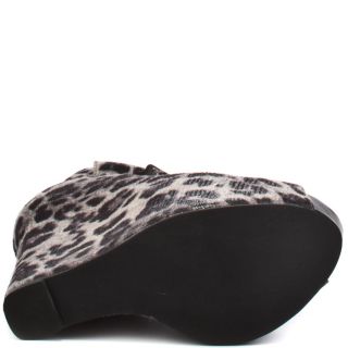 Au Brie   Grey Cheetah, Luichiny, $80.99