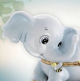 Bradford Exchange Kismet Elephant Heirloom Porcelain Music Box New