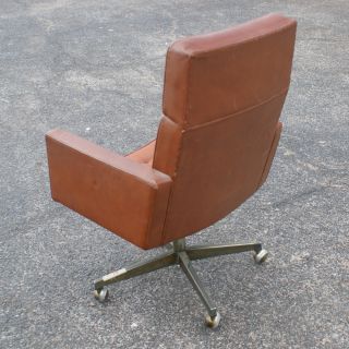 Knoll Vincent Cafiero Leather Executive Chair High Back