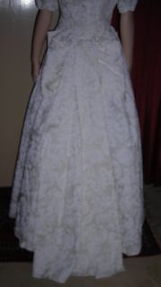 Laura Ashley Ivory Wedding Gown Dress Crinoline 8 12NEW