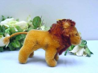 Steiff Lion Leo 10 cm with Button and Tag
