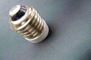 Light Bulb Socket Changer E27 Screw to E17 Mini Edison Lamp Base