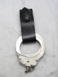 B83W G G BBW Leather Handcuff Hanger Strap Fits All Cuffs Other Uses