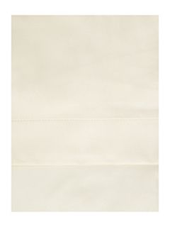 Hotel Collection 500 thread count cream sheeting range   