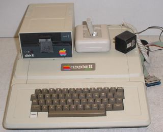 Vintage Apple II Plus Computer A2S1048 Floppy Disk Drive A2M0003