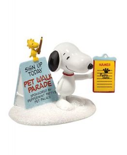Department 56 Collectible Figurine, Peanuts Village Snoopys Sign Up