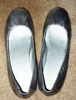 Me Too Silver Pewter Lanai 5 Metallic Flat Shoe 8 $80