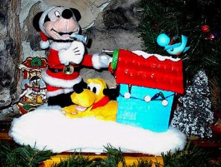 Animated Christmas Mickey Mouse Decorating Pluto Dog House