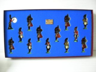 Britains 5196 Pipes Drums 1st Battalion Black Watch Limited Edition