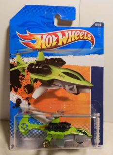 Hot Wheels 2011 179 HW City Works Sky Knife Helicopter Mint on Card