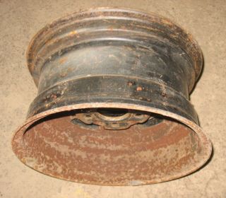 You are bidding on a 1974 Corvette 15X8 Ralley Wheel. This is stamped