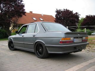 BMW E28 525e 528i 535i Front /Heckschürze Spoiler Paket