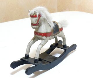 Deko Schaukelpferd Pferd aus Holz Holzpferd Spielzeug Tischdeko