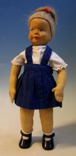 Krahmer Puppe Mädchen Holzkopf Stoffkörper Originalkleidung DDR um