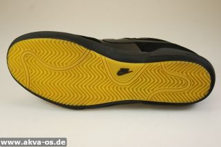 NIKE Herren Schuhe FINSTAR Leather Gr. 44,5 US 10,5