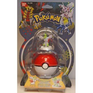 Pokemon   Diamond and Pearl   Spinning Figure & Pokeball Launcher