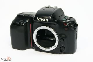 Nikon N50 (F50) SLR Kamera Gehäuse Body Spiegelreflexkamera