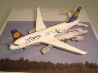 Herpa Wings Lufthansa A319 1990s color  LU & Cosmo NG