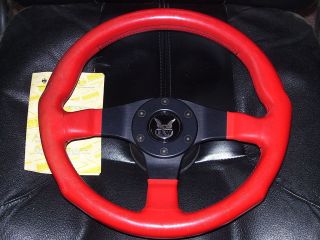 Leder rot MOMO D32 ABE 70142 Sonderlenkrad Nabe für Mazda 323