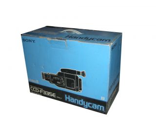 Sony Handycam Video 8 CCD F335E Pal mit Zubehör defekt