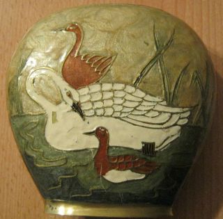 Antike Vase aus Messing Handbemalt Entenmotiv 13,5 cm hoch