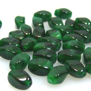 25 grüne Glasperlen Steine Bastelperlen grün 9mm  443