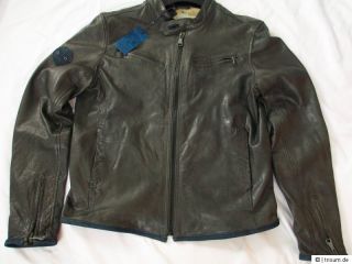 Diese Jacke hat den Schnitt einer Bikerjacke von den 50ziger Jahren