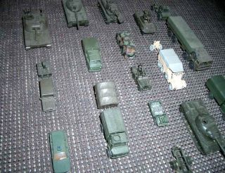 21 Militär Fahrzeuge Convoy PanzerBundeswehr Autos