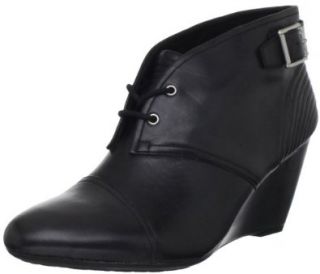 Rockport Womens Nelsina Buckled Bootie: Shoes