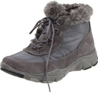 Clarks Womens Quill Waterproof Boot: Shoes