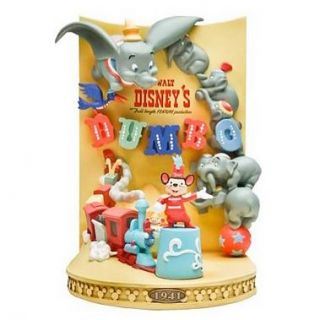 3D Dumbo 26 cm   Statuette poster 3D en resine, dimensions env. 26