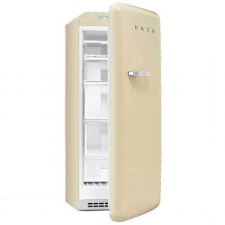 Smeg Fab 9.22 cubic foot Cream 50s Style Refrigerator
