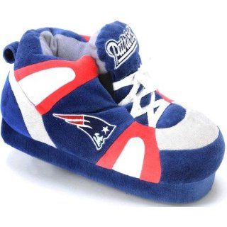  New England Patriots Slipper Size 8 9.5, Color Blue / Red Shoes
