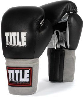 TITLE Platinum Paramount Bag/Sparring Gloves: Sports
