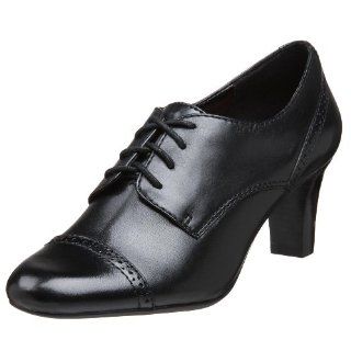 Etienne Aigner Womens Ravine Pump,Black,5 N US: Shoes