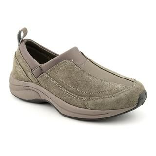 Easy Spirit Womens Workup Regular Suede Athletic Shoe   Extra Wide