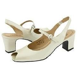 Trotters Dinah White Pearl Soft Patent Pearlized